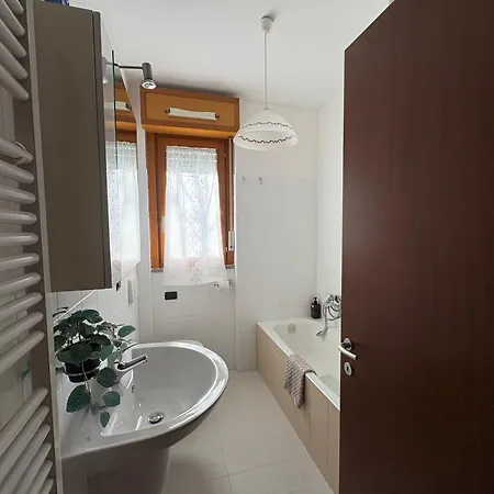 Spazio Breda - Free Garage, Metro M1, Balcony Apartment Milan