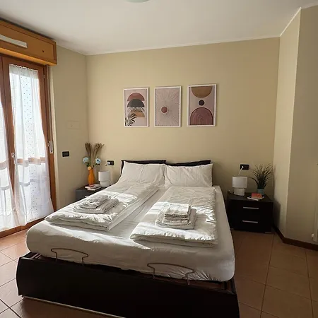 Apartment Spazio Breda - Free Garage, Metro M1, Balcony *