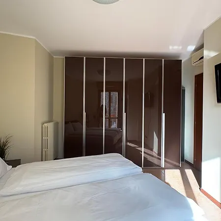 Spazio Breda - Free Garage, Metro M1, Balcony Apartment