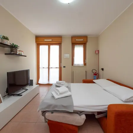 Spazio Breda - Free Garage, Metro M1, Balcony Apartment *