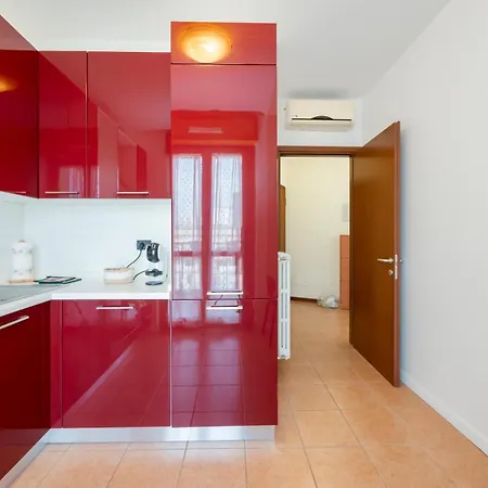 Apartment Spazio Breda - Free Garage, Metro M1, Balcony