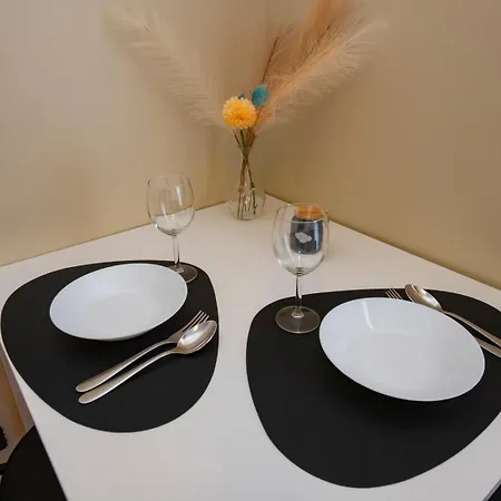 Spazio Breda - Free Garage, Metro M1, Balcony Apartment *