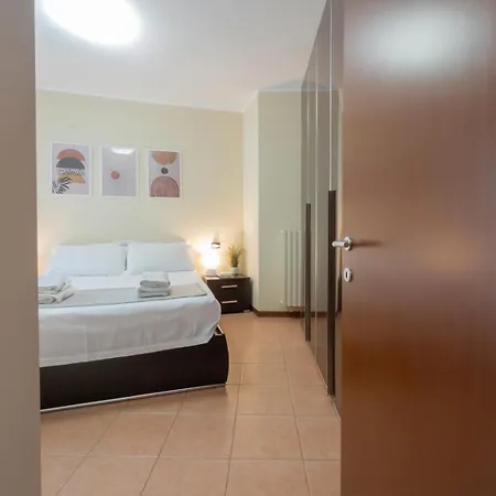 Spazio Breda - Free Garage, Metro M1, Balcony Apartment Milan