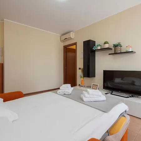 Apartment Spazio Breda - Free Garage, Metro M1, Balcony