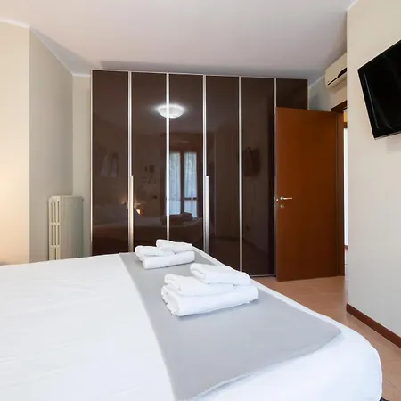 Appartamento Spazio Breda - Free Garage, Metro M1, Balcony Milano
